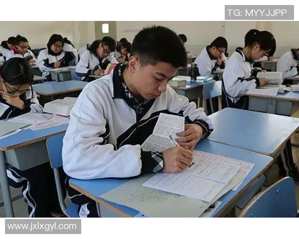 重庆羽毛球队逆袭之路揭秘精英赛背后的奋斗与荣耀 重庆羽毛球队逆袭之路揭秘精英赛背后的奋斗与荣耀