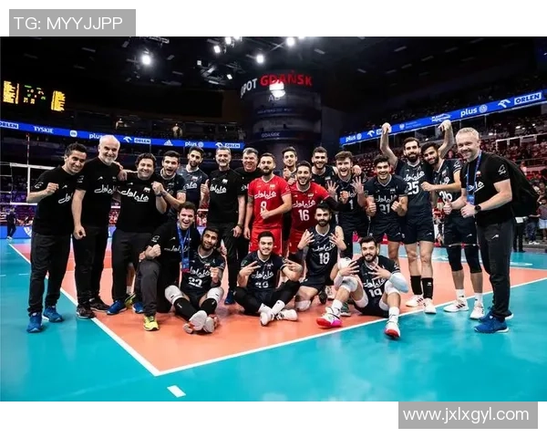 上海排球队以85分领跑精英赛积分榜展现强劲实力