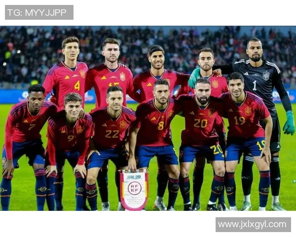 足球明星赛前热身表演精彩纷呈球迷期待盛宴的到来与激情碰撞 足球明星赛前热身表演精彩纷呈球迷期待盛宴的到来与激情碰撞