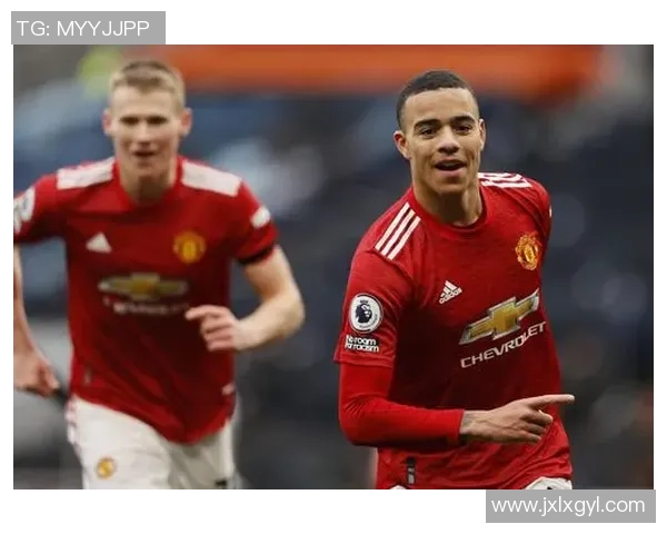 曼联足球明星阵容全景图揭晓球迷必看精彩瞬间合集 曼联足球明星阵容全景图揭晓球迷必看精彩瞬间合集